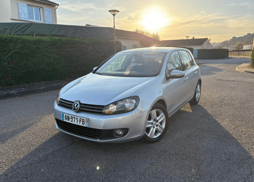 VOLKSWAGEN GOLF 2.0 TDI 110 cv